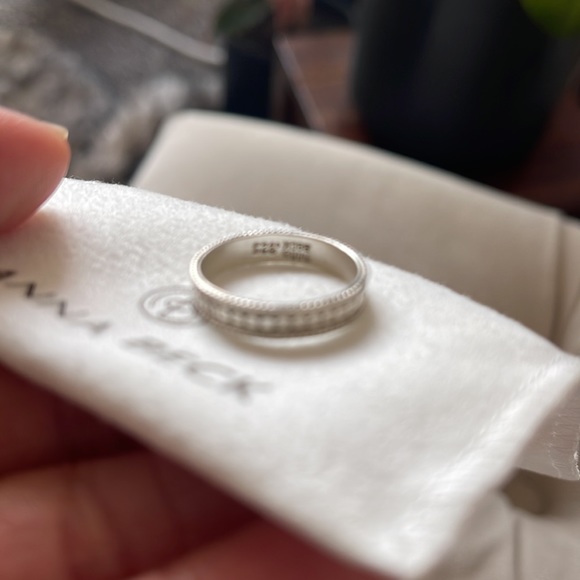 Anna Beck Ring - Picture 4 of 4